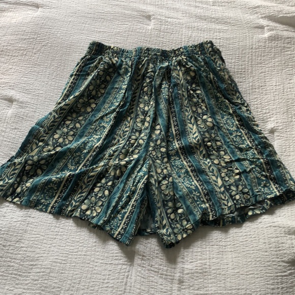 Vintage Solutions 80’s Green Print Blouse and Skort Matching Set - Picture 5 of 16